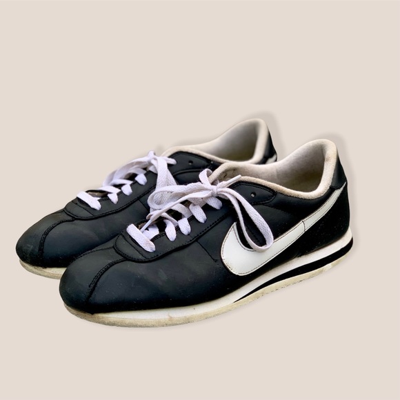 nike cortez poshmark